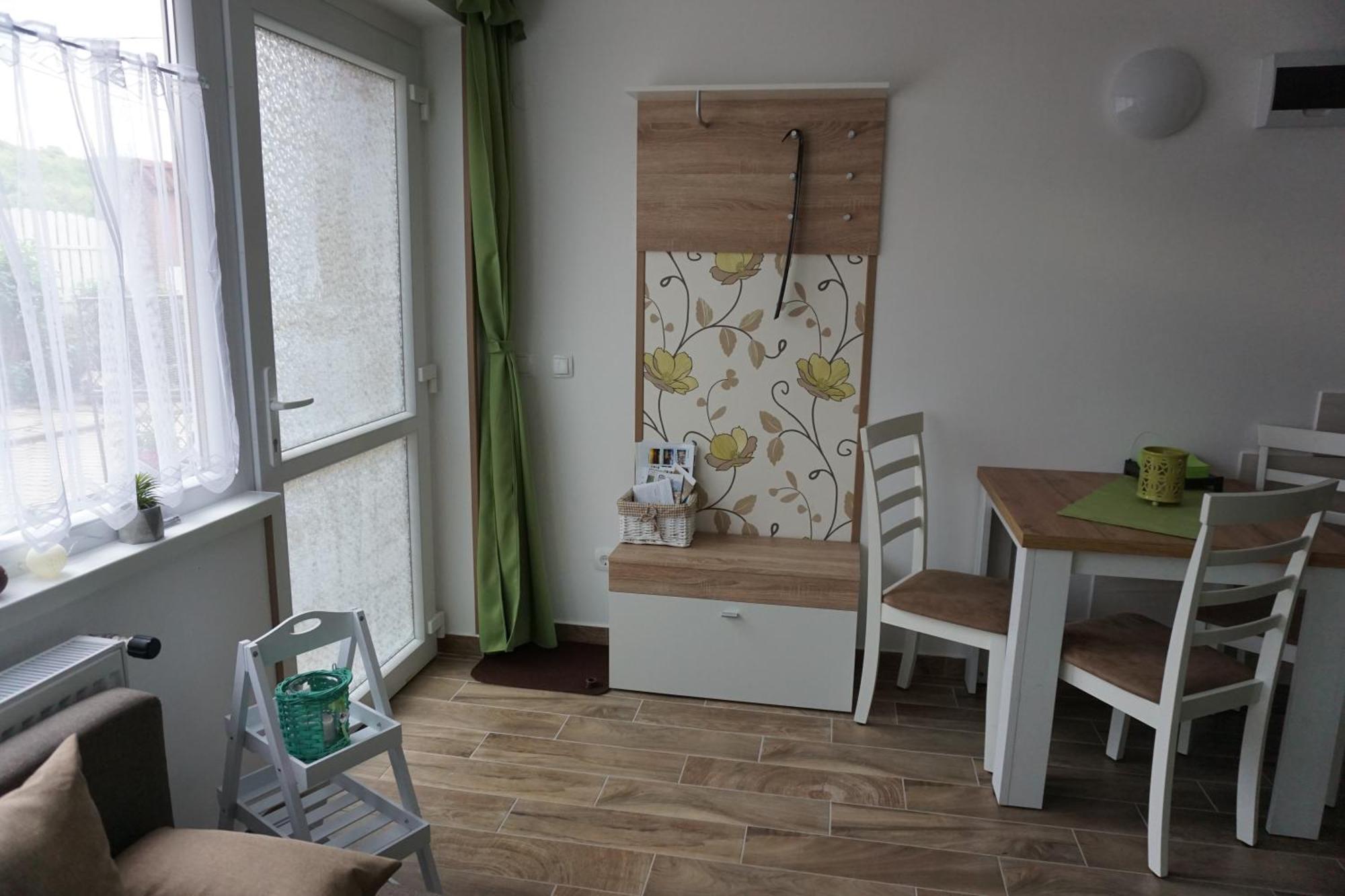 Berc Apartman Egerszalók Eksteriør billede