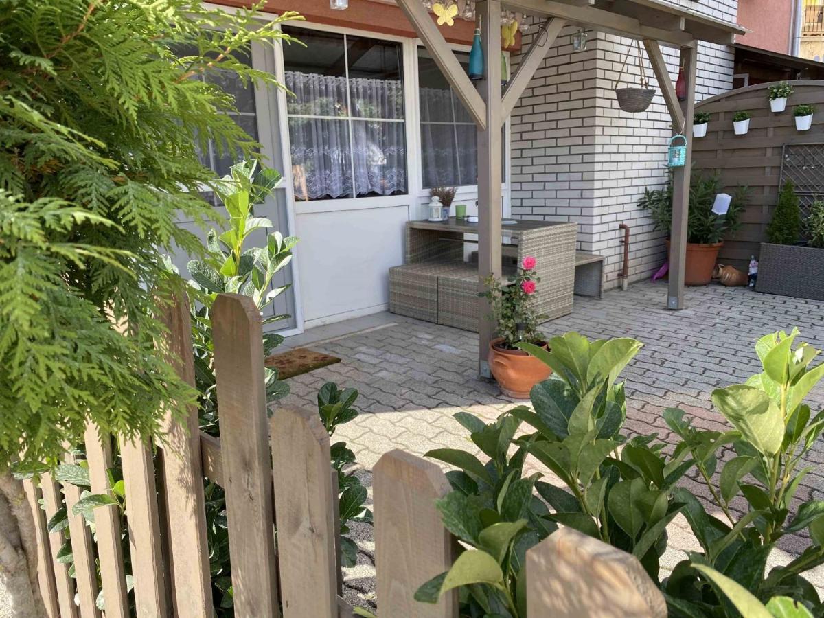 Berc Apartman Egerszalók Eksteriør billede