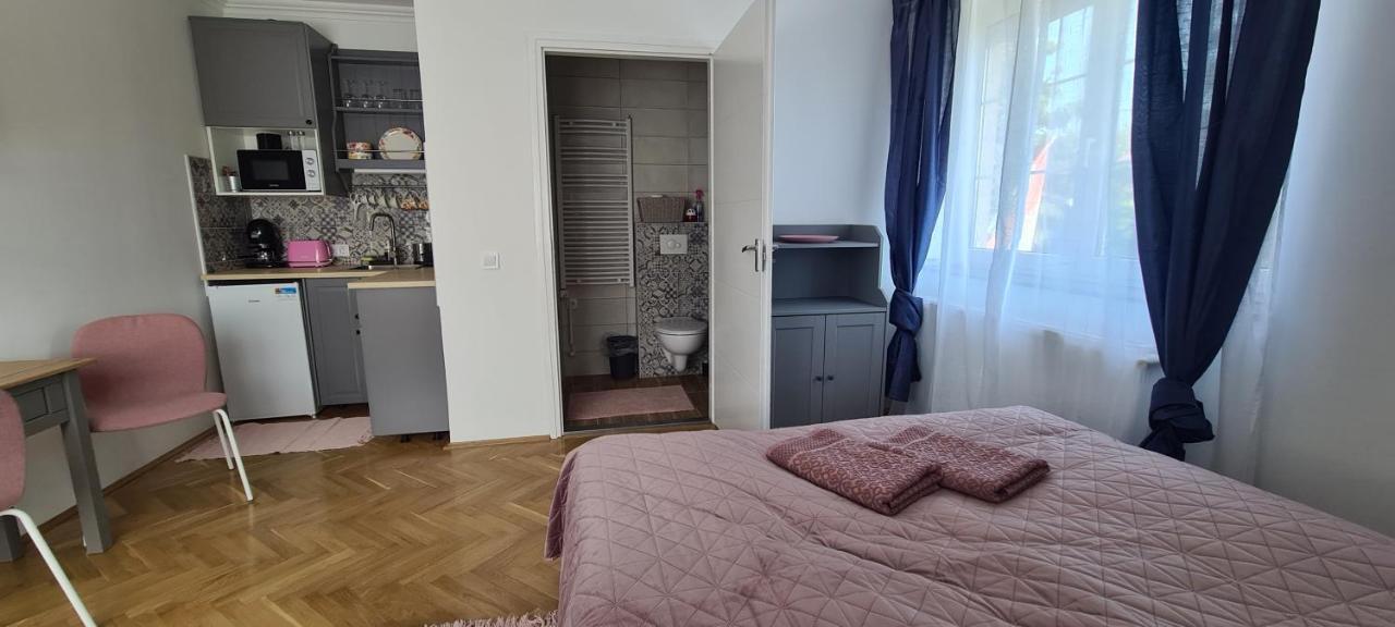 Berc Apartman Egerszalók Eksteriør billede