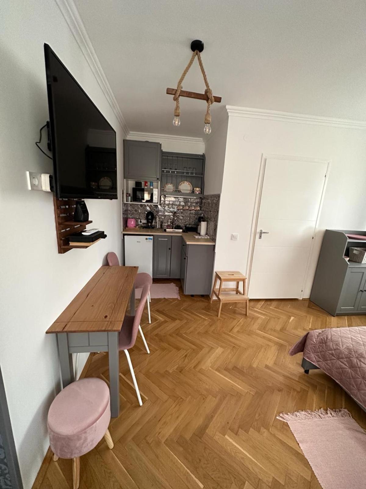 Berc Apartman Egerszalók Eksteriør billede
