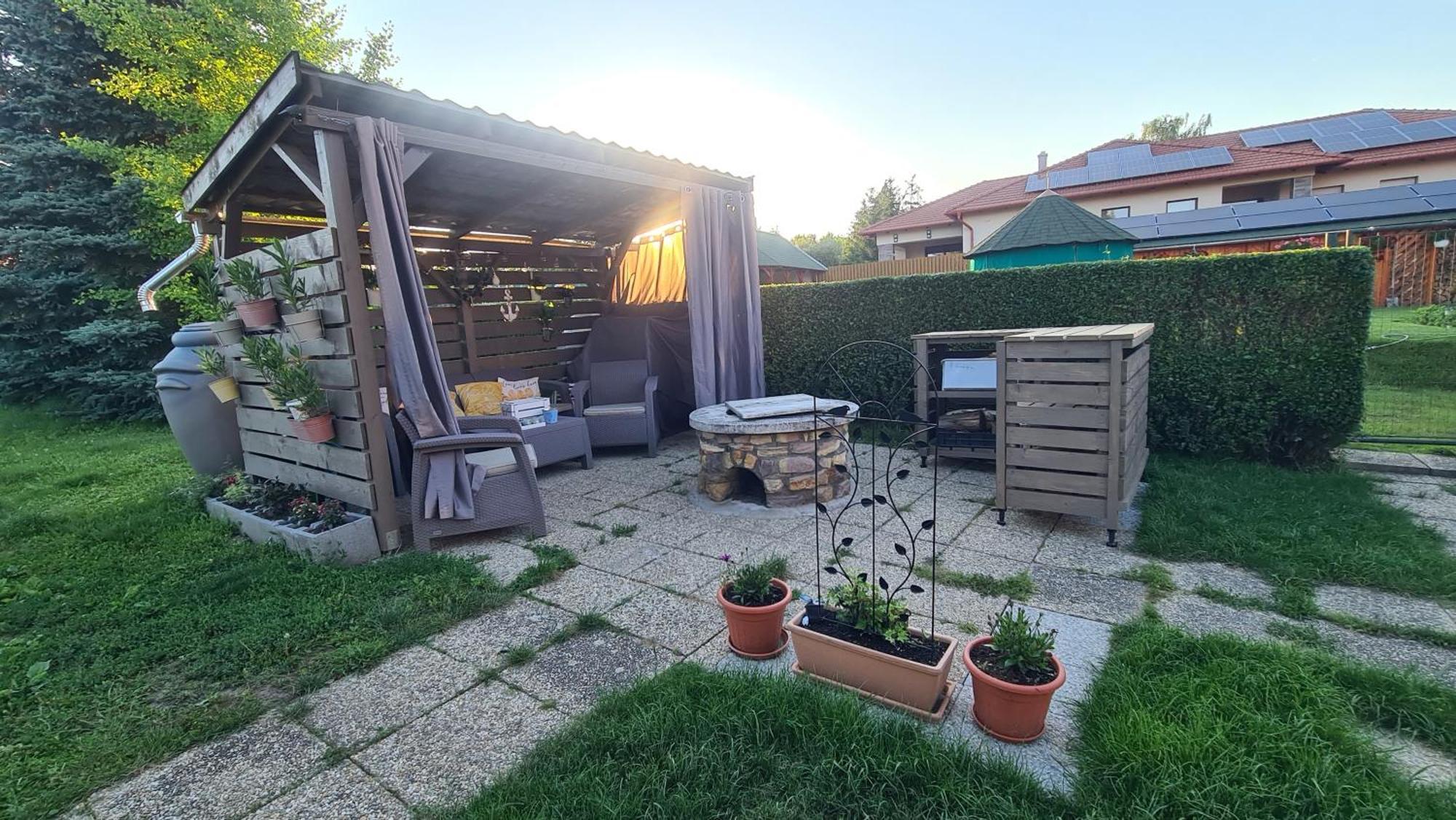 Berc Apartman Egerszalók Eksteriør billede