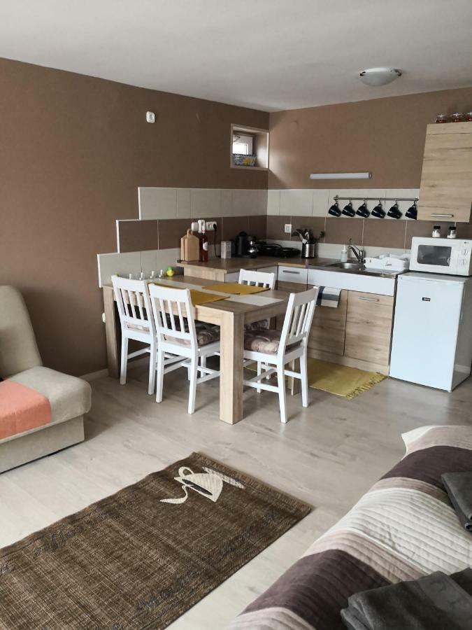 Berc Apartman Egerszalók Eksteriør billede